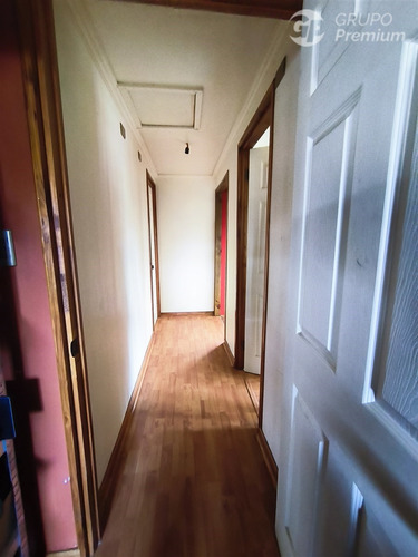 Casa En Venta De 3 Dorm. En Valparaíso