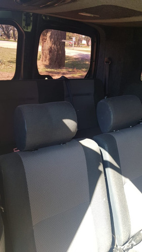 Peugeot Partner B9 Nafta, Rural,habilitada 7 Pasajeros