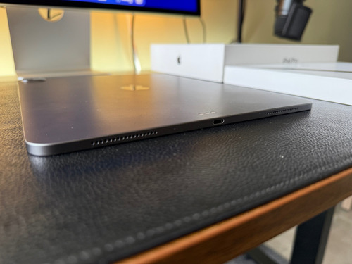 Apple Ipad Pro 4ta Gen 12.9 256gb + Magic Keyboard Gris Oscuro (Usado)