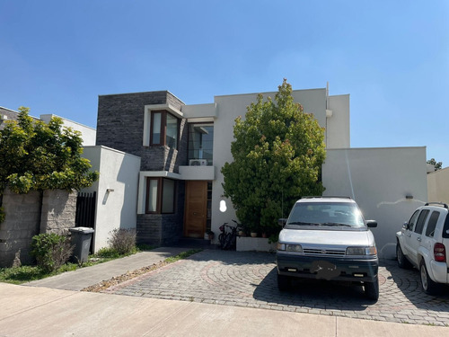 Se Vende Casa En Chamisero - Colina