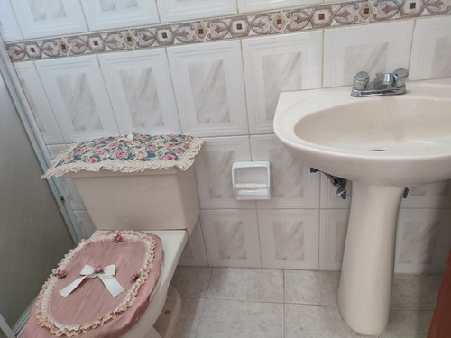 Imagen 22 de 28 de Mariaestela Boada, Vende Excelente Apartamento En Lecheria. 04248354464