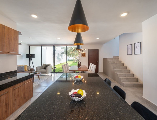 Casa(e) En Venta En Palta 152 Jardín Residencial En Cholul