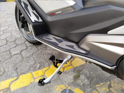 Kymco Maxiscooter Ak550