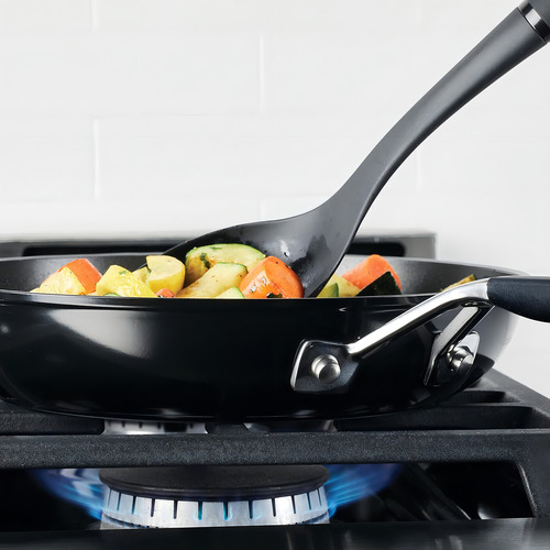 Sarten Antiadherente 84801 Anodizada De 25 Cm Kitchenaid Color Negro