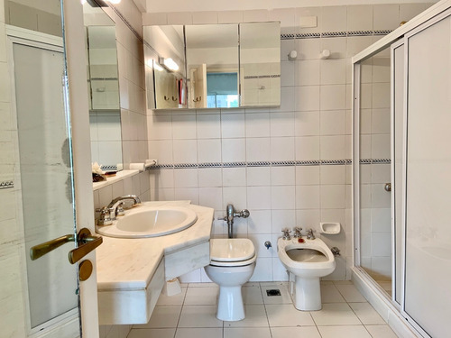Tres Dormitorios Living Y Comedor Y Escritorio Cochera Vig