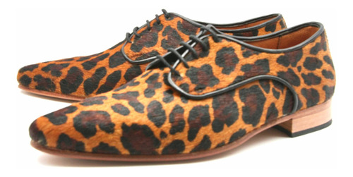 Zapato Con Cordones En Pelo Leopardo Máximo Vallejos