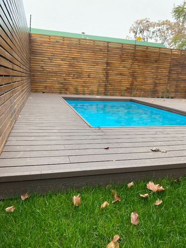 Recién Remodelada, Piscina, Jardin, Vende Sin Comisión!!!