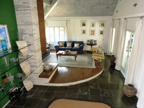 Imagem 9 de 27 de Casa Com 3 Dorms À Venda - R$ 1.628.000 - Residencial Euroville - Carapicuíba/sp - Ca0084