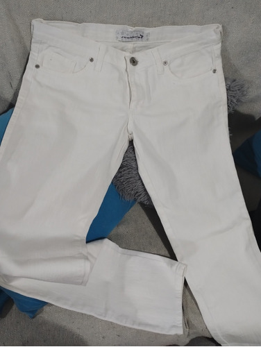 Pantalón Blanco Elastizado Scombro Talle 32 Usado