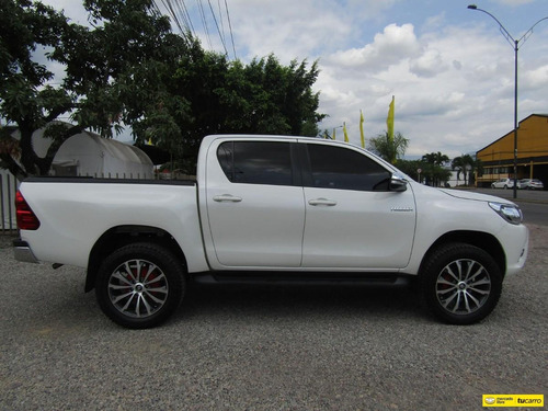 Toyota Hilux 2.8 Automatica