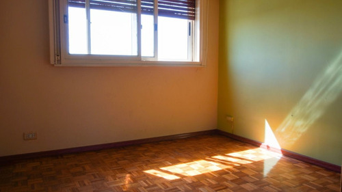 Imagen 8 de 14 de Departamento En Venta De 3 Ambientes Al Frente - Lanús Oeste