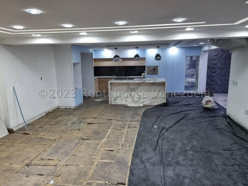 Casa En Venta Extraordinaria Villa A Estrenar Mp Con Hermosa Cocina Concepto Abierto, Pisos De Marmol, Decoración En Escayolad, Iluminacion Led. Colinas De Guataparo Valencia 24-33107