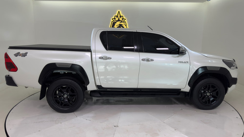 Toyota Hilux 2.8 Tdi Srx Cab. Dupla 4x4 Aut. 4p