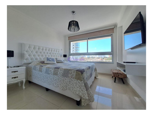 Imagen 10 de 30 de Alquiler Temporario Apartamento De 2 Dormitorios En Miami Bv. Playa Mansa, Punta Del Este .