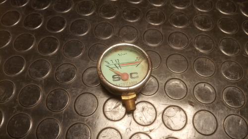 Antiguo Manómetro Tanque Gasificador Estufa Kerosene (Usado)