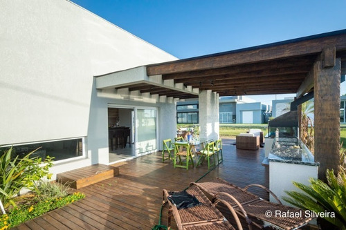 Imagem 14 de 15 de Casa À Venda Em Xangri-lá - Ca00838 - 33491053