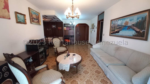 Apartamento En Venta En Chacao Cda 24-102 Yf