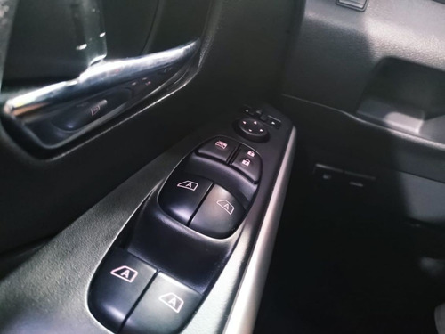 Kicks 1.6 Sl 2017 Com Apenas 14 Mil Km , Impecável