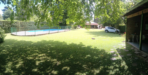 Imagen 6 de 13 de Casa Quinta En Glew, Amplio Parque