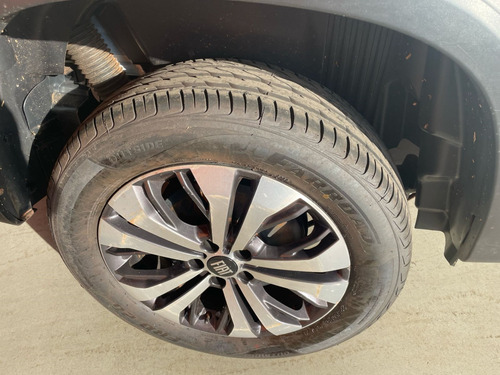 Fiat Toro 2.0 16V TURBO DIESEL VOLCANO 4WD AT9