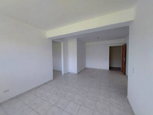 Imagen 8 de 14 de Re/max. Iris Hernandez. Vende Townhouse (88m2). Manantial. Naguanagua. Codigo 127545