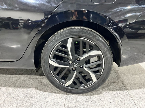 Nissan Versa 2023