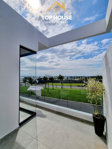 Imagen 18 de 18 de Amplia Casa Con Vista A La Laguna | 3 Habitaciones+ Family R