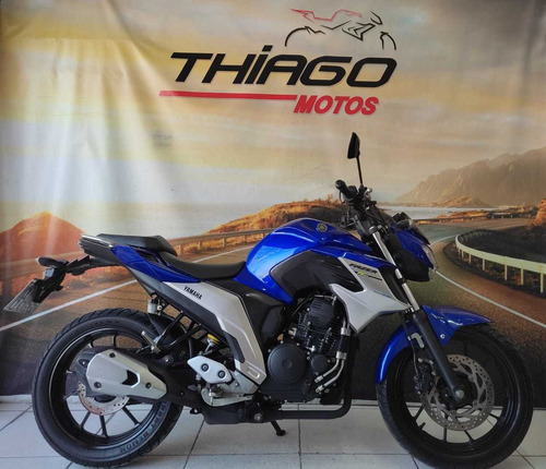 Imagem 1 de 8 de Yamaha Fazer 250. Abs