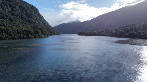 Propiedad En Venta En Lago Totoral En Puelo