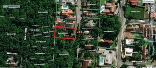 Terreno No Glória Com 0 Quartos Para Venda, 1075 M² - Kt306