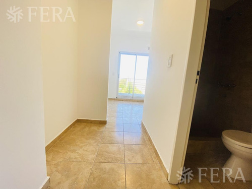 Imagen 5 de 6 de Venta De Departamento 1 Ambiente Divisible Con Balcón En Sarandi (30024)