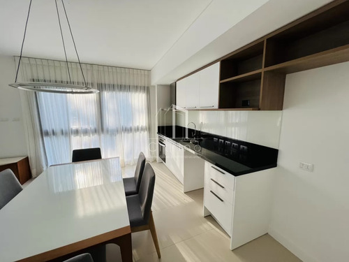 Venta De Apartamento En Crystal View En Complejo Solanas Resort Barrio Privado.