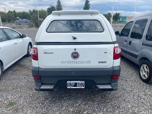Fiat Strada 1.4 Cabina Simple Working Gnc De Fabrica 2015