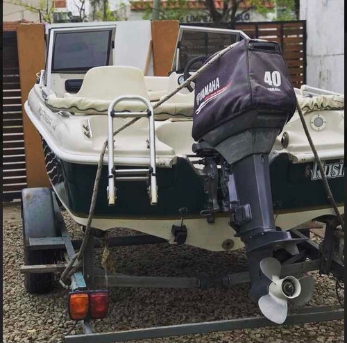 Lancha ( Tipo Quicksilver )