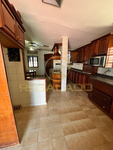 Cv-1537 Zona Oeste Casa Urbanización Cumbres De Maracaibo