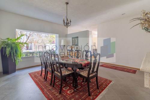 Jurica, Casa En Venta En La Mejor Calle