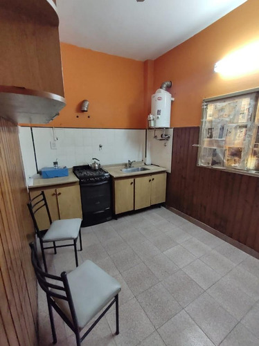 Imagen 8 de 21 de Casa Americana 3 Amb Con Loza Ideal Ampliacion !