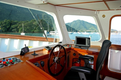 Imagem 2 de 8 de Trawler 68