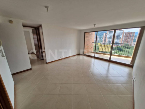 Arriendo Apartamento En Envigado El Escobero, Medellín