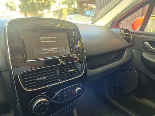 Renault Clio Iv 0.9 Hb Dyn E6 F2 Mt A Turbo
