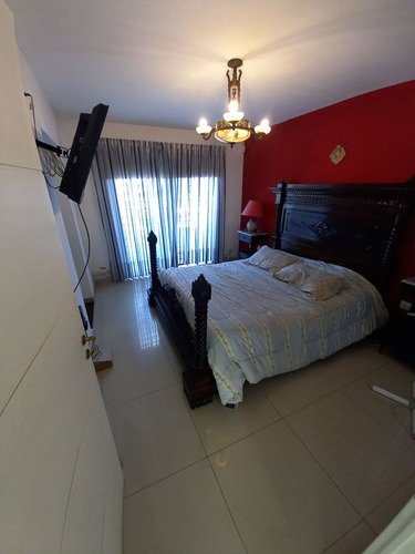 Se Vende Duplex 3 Dormitorios Pileta Poeta Lugones