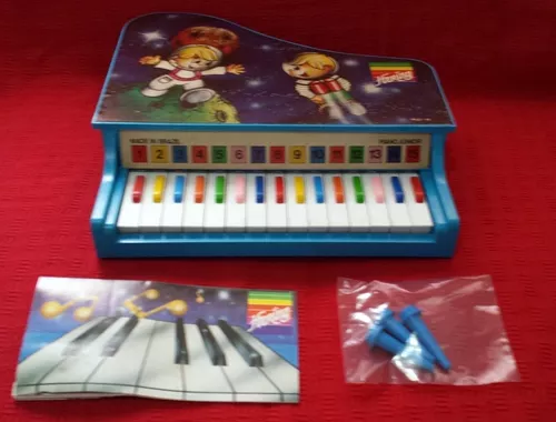 Anos 80 Piano De Brinquedo Hering Baby Na Caixa Nunca Usado!