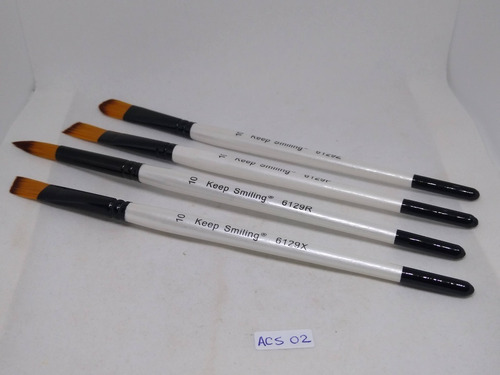 Imagen 4 de 7 de Nico 4 Pinceles Distintas Formas N° 10 (acs 02)