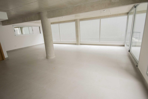 Departamento De 2 Ambientes Con Cochera Y Baulera En Venta En Acassuso