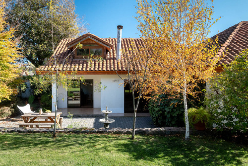 Casa Gran Espacio Y Jardin, Sector Con Seguridad .