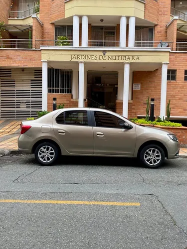 Renault Logan 1.6 Privilege / Intens