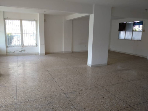 Imagen 12 de 12 de Oficina/local En Venta En Terrazas De Los Nisperos Cód 139098 Lucrecia Escorcha