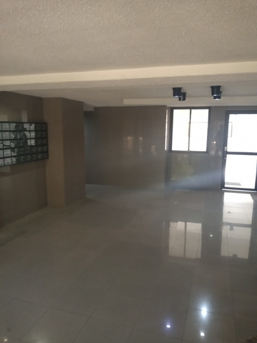 Imagen 4 de 17 de Vendo Apartamento 145m2 3h/3b/2p Urb. Miranda 5851