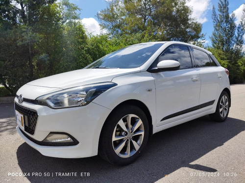 Hyundai i20 PREMIER