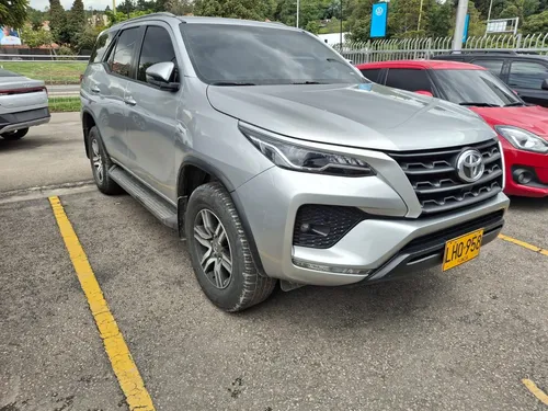 Toyota Fortuner 2.4 Street At 7As